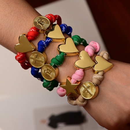 Bracelets tressés en cuivre pour femmes avec lettres et cœurs colorés