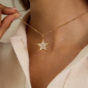 Colliers Pendentifs Pour Femmes Brilliant Star En Acier Inoxydable, Étanches Et Anti-Ternissement, Couleur Or h5 Image3