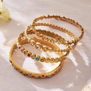 Bracelet Jonc Pour Femme En Acier Inoxydable Doré Avec Cercle De Zircon Brillant, Imperméable Et Anti-Ternissement h5 Image4