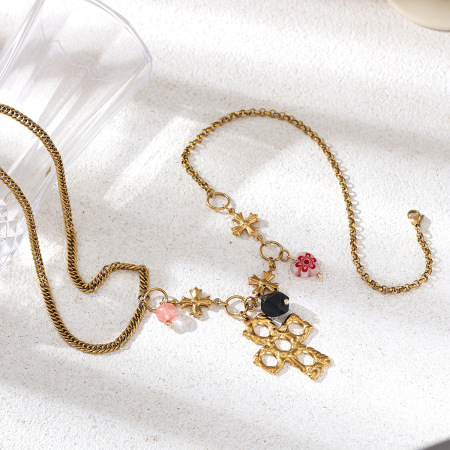 Collier pendentif en acier inoxydable étanche couleur or en forme de croix 2