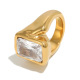 Bague en or sertie d'un diamant carré finement sculpté/numéro 8 Image3