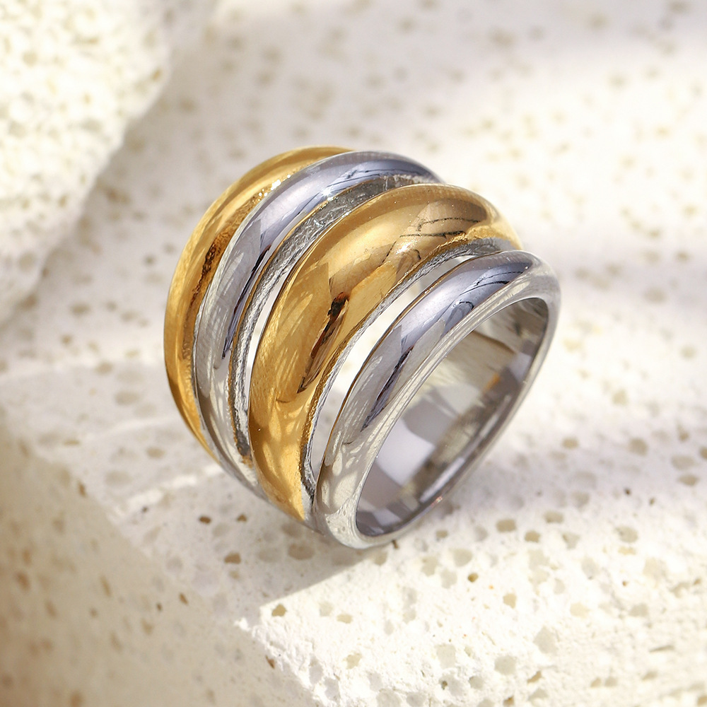 Bague Imposante En Acier Inoxydable Doré Et Argenté, Ornée De Plusieurs Cercles Et Étanche. Image3