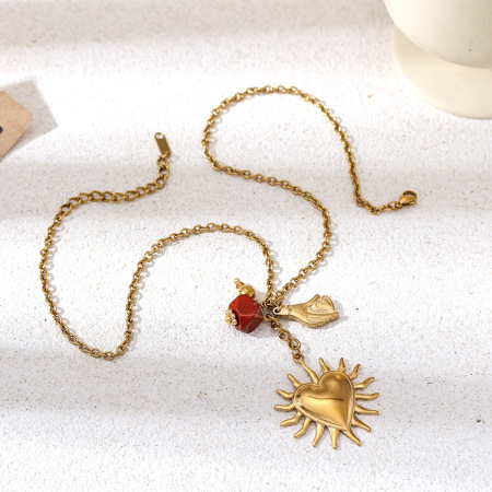 Collier pendentif rétro en forme de cœur, en acier inoxydable étanche, couleur or