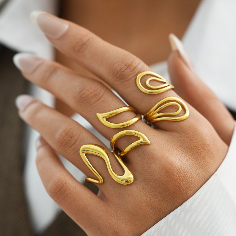 Bague Simple Series Daily Irregular Shape Lines En Acier Inoxydable Étanche Couleur Or Image3