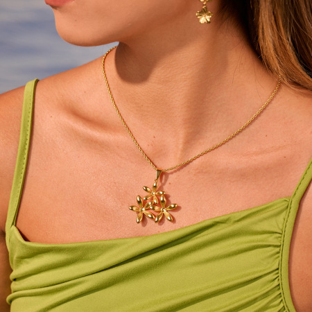 Colliers pendentifs pour femmes de la série Luxueux Daily Flower, forme irrégulière, en acier inoxydable étanche et plaqué or 18 carats