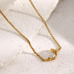 Collier Pendentif Simple En Acier Inoxydable Étanche Couleur Or Et Zircon h5 Image5
