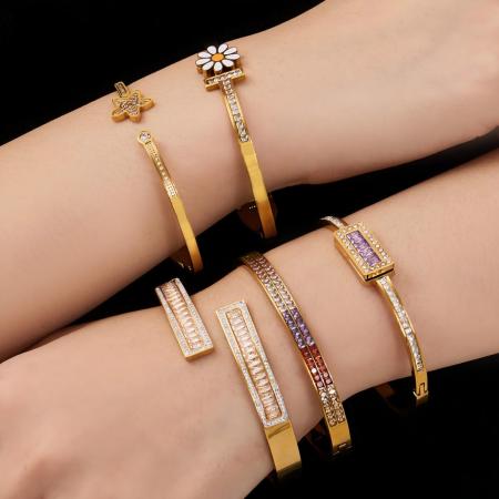 Bracelet jonc pour femme en acier inoxydable doré, imperméable et anti-ternissement, orné de zircons rectangulaires délicats