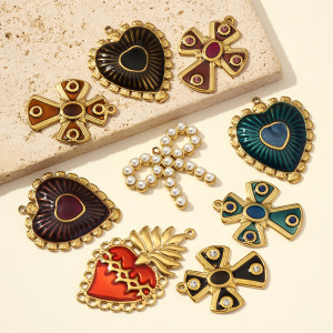 Pendentifs Pour Femmes En Forme De Croix Vintage, En Acier Titane, Étanches Et Anti-Ternissement, Couleur Or h5 Image4