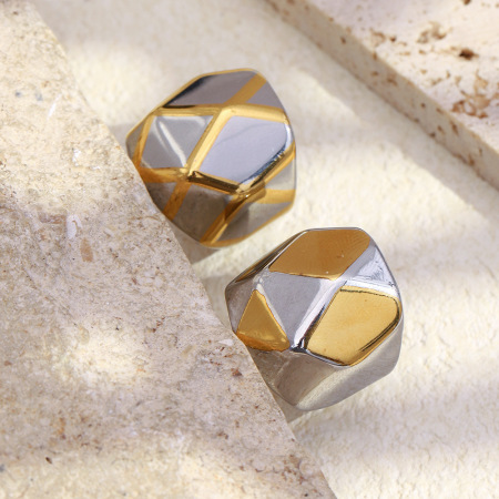 Bague imposante en acier inoxydable doré et argenté, de forme sphérique tridimensionnelle et étanche. 2