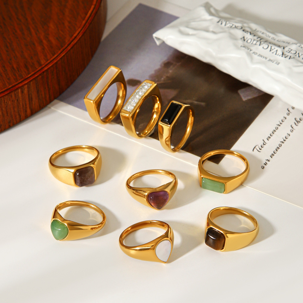 Bague En Acier Inoxydable Étanche Couleur Or Avec Pierre Naturelle En Forme De Cœur Image5