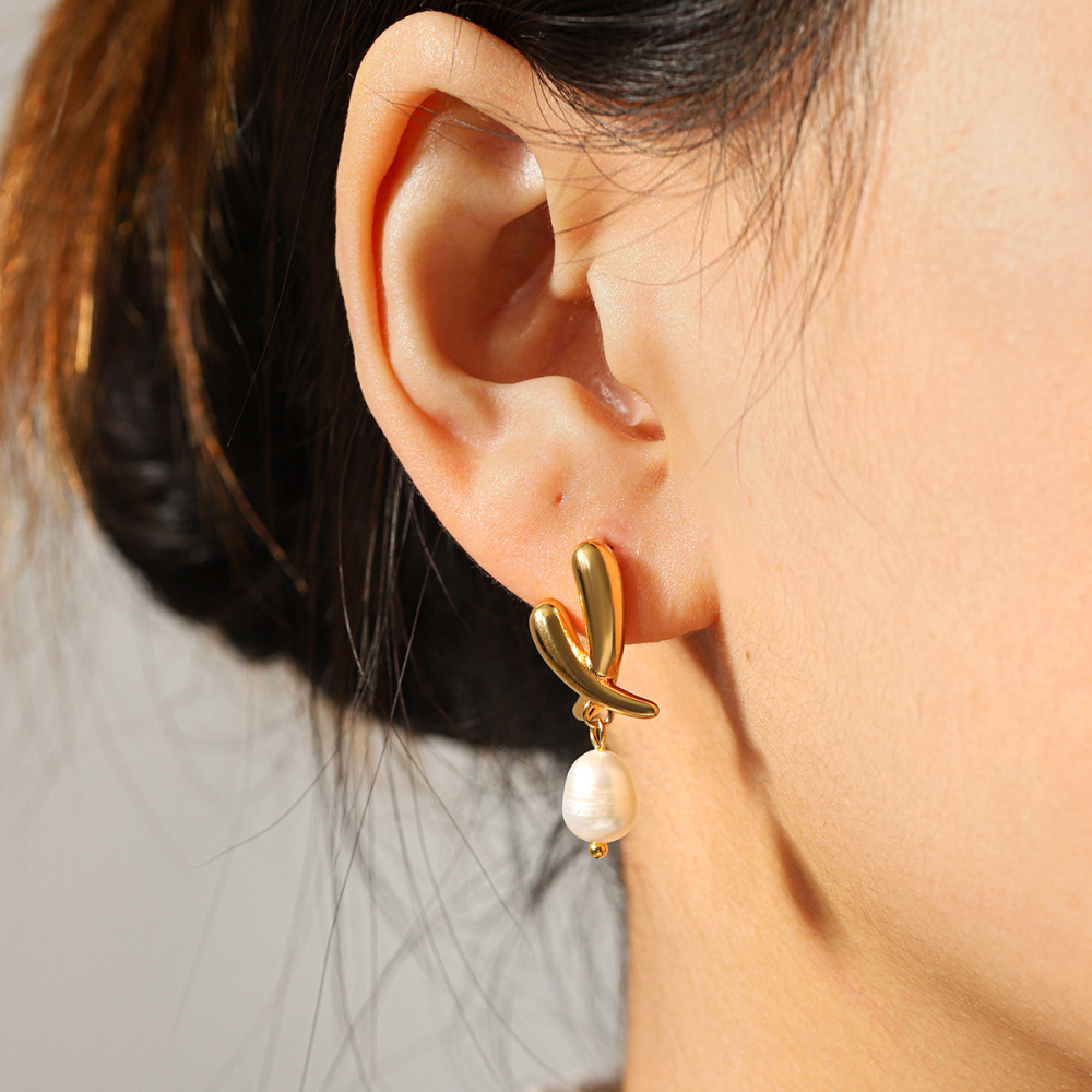Boucles D'Oreilles Pendantes En Forme De Cœur Et D'Étoile, En Acier Inoxydable Étanche, Couleur Or, Avec Perle. Image4