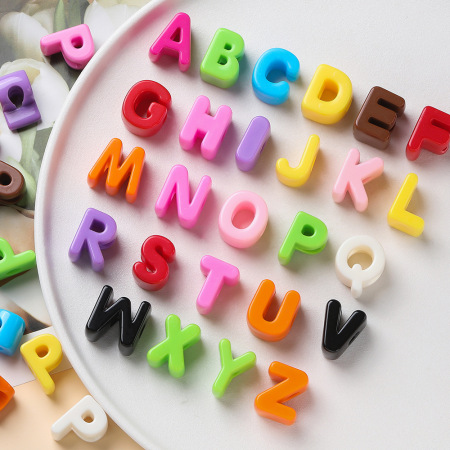 10 perles à lettres CCB pour bijoux à faire soi-même