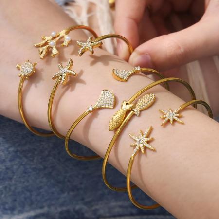 Bracelet manchette pour femme en acier inoxydable doré, orné de zircon et imperméable, avec zircon, couleur or.