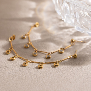 Boucles D'Oreilles De Soirée Pour Femmes, Ornées De Zircons Dorés, Imperméables Et Anti-Ternissement, Avec Pompon Raffiné. h5 Image6