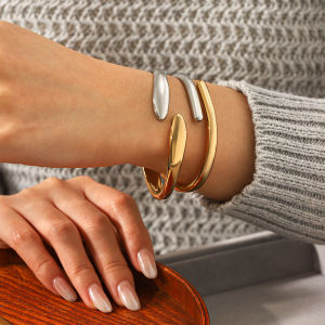 Bracelets Minimalistes Pour Femmes En Acier Inoxydable, Couleurs Or Et Argent, Imperméables Et Anti-Ternissement h5 Image4