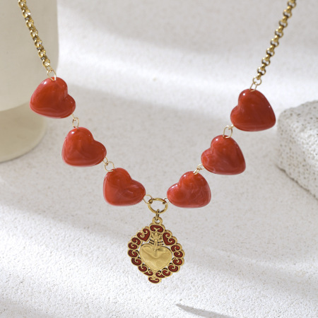 Collier pendentif cœur en acrylique et acier inoxydable étanche couleur or 2