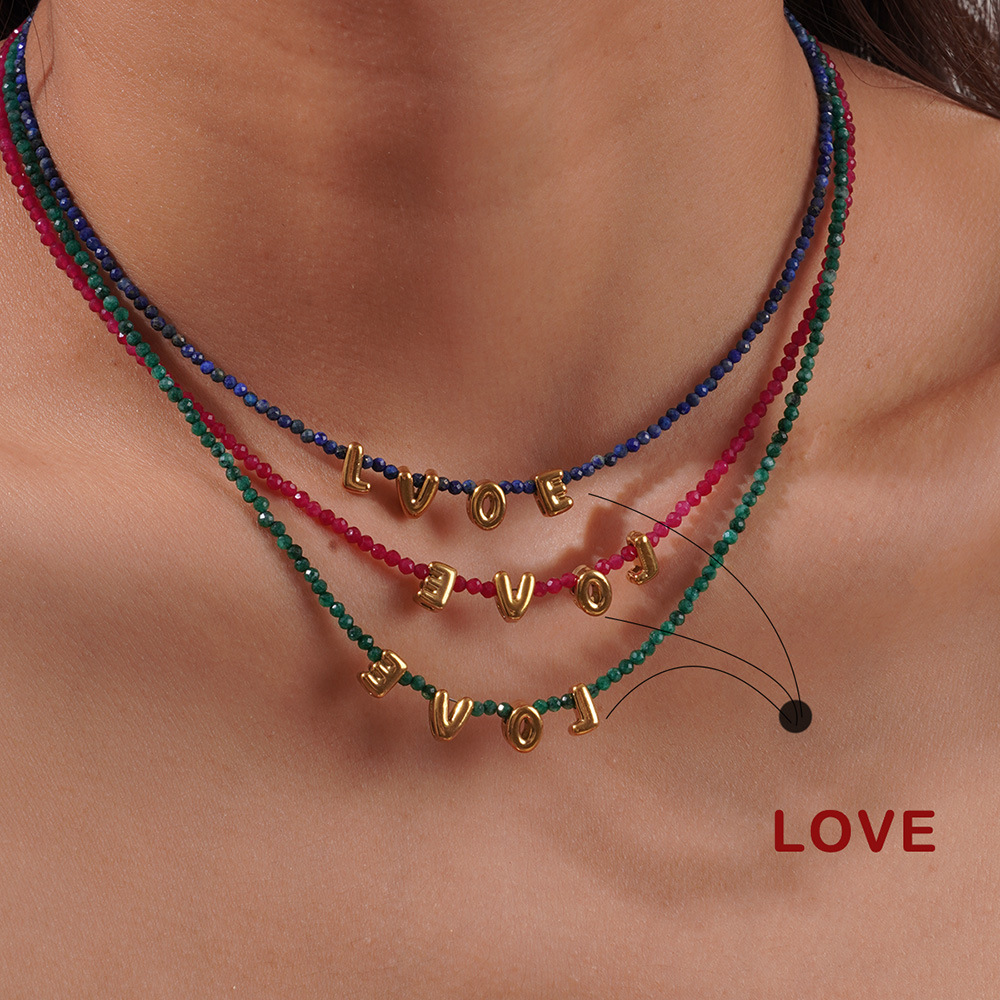 Colliers De Perles Scintillantes Love En Acier Titane Couleur Or Pour Femmes h5Image5