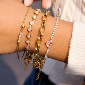 Bracelets À Breloques Sophistiqués En Forme De Cœur, En Acier Inoxydable, Étanches, Couleur Or, Avec Zircon, Pour Femmes h5 Image3