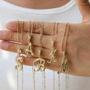 Colliers Pendentifs Exquis En Cuivre Pour Femmes Avec Lettres h5 Image3