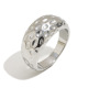 Bague minimaliste en acier à texture martelée/numéro 6 Image4