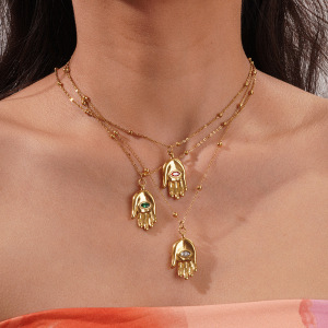 Colliers Pendentifs Élégants En Acier Titane Couleur Or, En Forme De Main, Pour Femmes h5 Image4