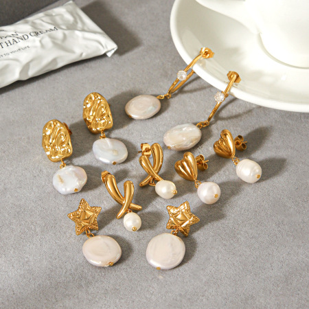 Boucles d'oreilles pendantes en forme de cœur et d'étoile, en acier inoxydable étanche, couleur or, avec perle. 2