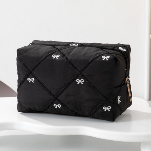 Trousse À Maquillage À Nœud Papillon h5 