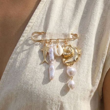 Broche en alliage en forme de conque