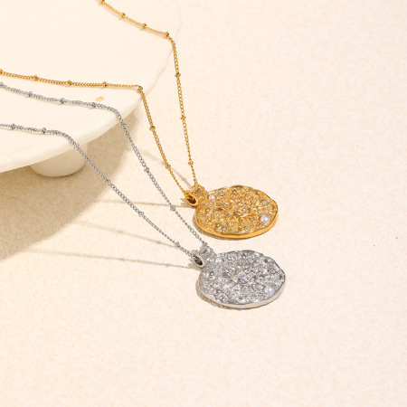 Collier pendentif rétro en acier inoxydable étanche en forme de soleil