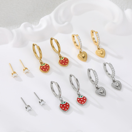 Boucles d'oreilles puces pour femmes, forme cœur irrégulière et douce, en acier inoxydable étanche, couleur or, collection Simple. 2