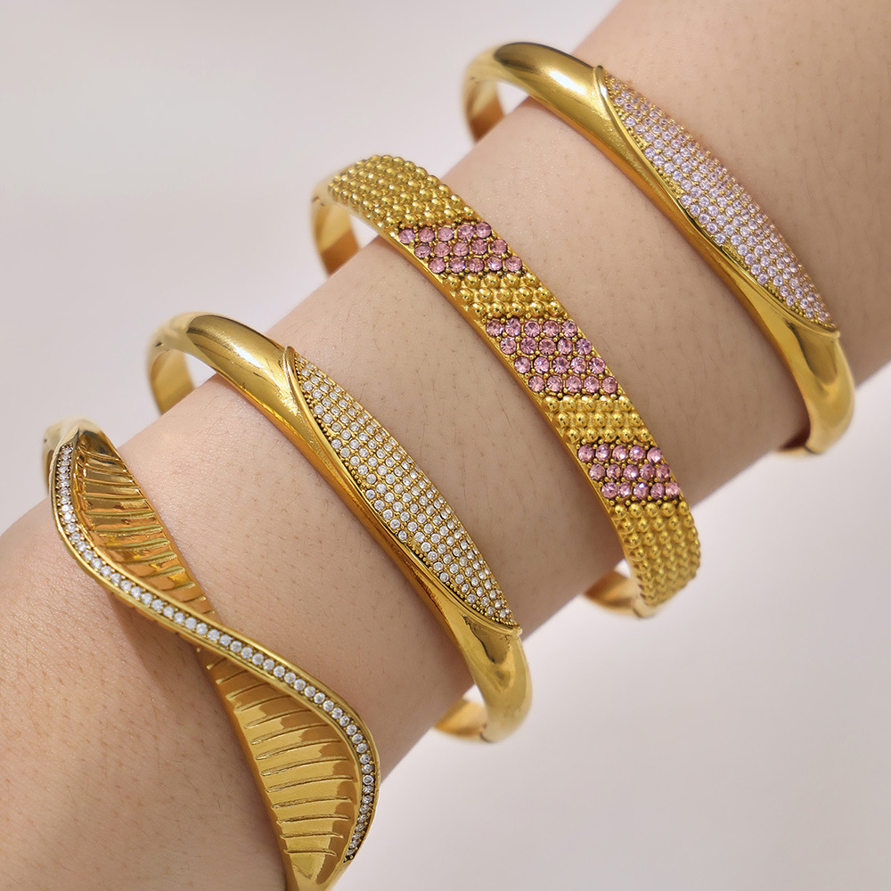Bracelets Pour Femmes En Acier Inoxydable Doré Uni Brillant, Imperméables Et Anti-Ternissement Image3