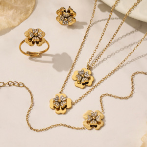 Ensembles De Bijoux Pour Femmes Classic Clover En Acier Inoxydable Doré Avec Zircon, Étanches Et Anti-Ternissement h5 Image2