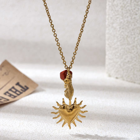Collier pendentif rétro en forme de cœur, en acier inoxydable étanche, couleur or 2