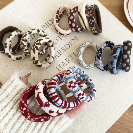 Lot de 4 élastiques à cheveux en tissu de couleurs assorties