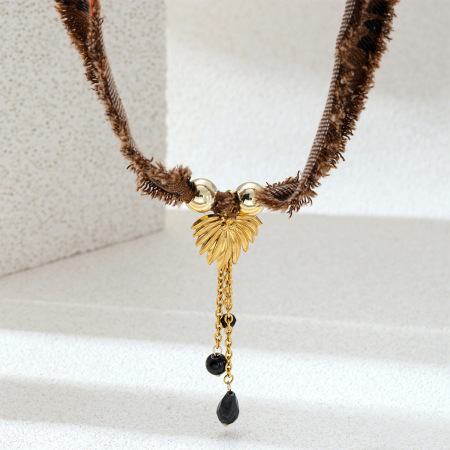Collier pendentif rétro en acier inoxydable étanche couleur or, forme feuille