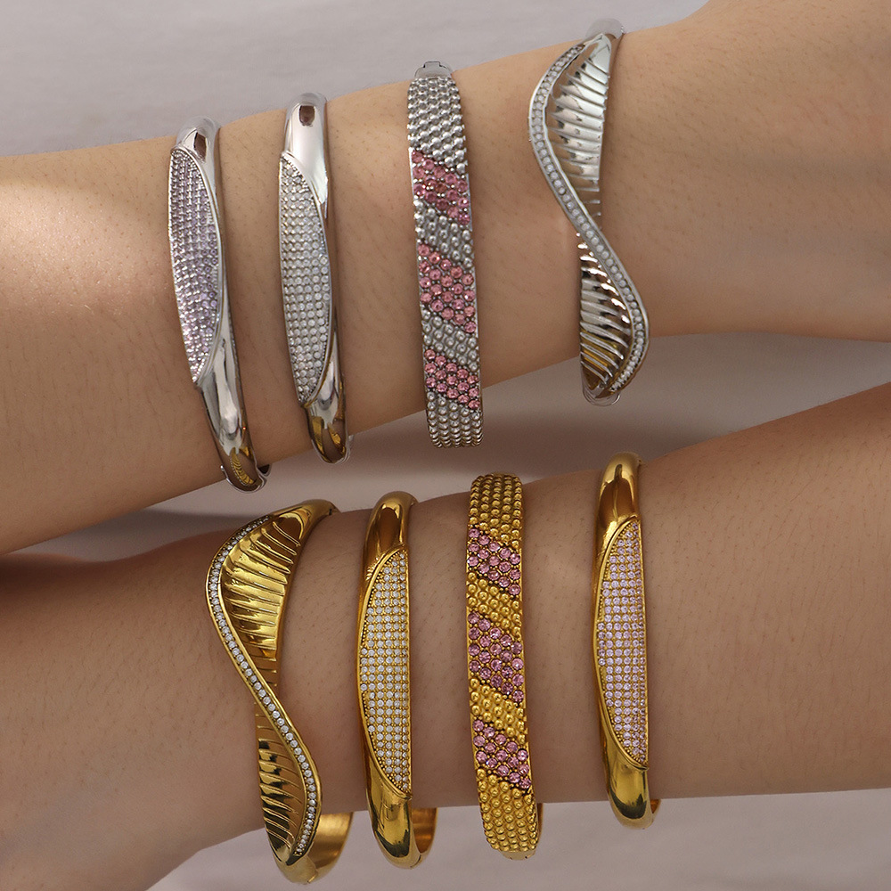 Bracelets Pour Femmes En Acier Inoxydable Doré Uni Brillant, Imperméables Et Anti-Ternissement Image4