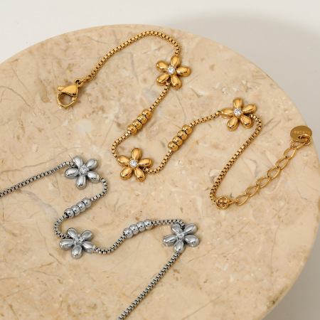 Bracelet à maillons pour femme en acier inoxydable doré avec zircon, orné d'une fleur douce et d'une étanchéité. 2