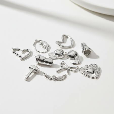 Pendentif femme simple en forme de cœur, en acier inoxydable étanche (1 pièce) 2