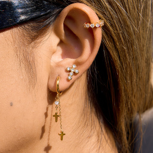Boucles D'Oreilles Pendantes Pour Femme, Ornées D'Une Croix Et D'Un Pompon En Forme De Lune, En Acier Inoxydable Doré, Imperméables Et Anti-Ternissement. h5 Image4