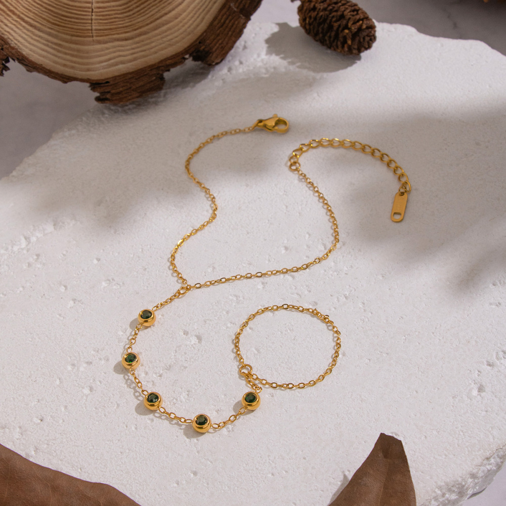 Chaîne De Poignet Pour Femme En Acier Inoxydable Étanche Couleur Or Avec Zircon, Collection Simple Series Image4