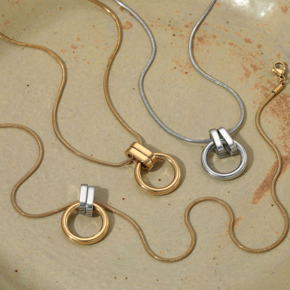 Colliers Pendentifs Unisexes Minimalistes Ronds En Acier Inoxydable Étanche Couleur Or Image4