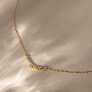 Collier Pendentif Sophistiqué Pour Femme, En Acier Inoxydable Doré, Avec Nœud Papillon, Imperméable Et Anti-Ternissement h5 Image7