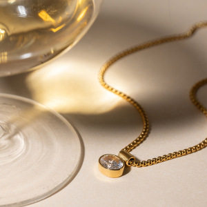 Colliers Pendentifs Classiques Pour Femmes En Acier Inoxydable Doré Avec Zircon, Étanches Et Anti-Ternissement h5 Image6