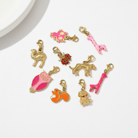 Pendentifs pour femmes en acier titane, série animaux, avec fermoir mousqueton et fermoir doré