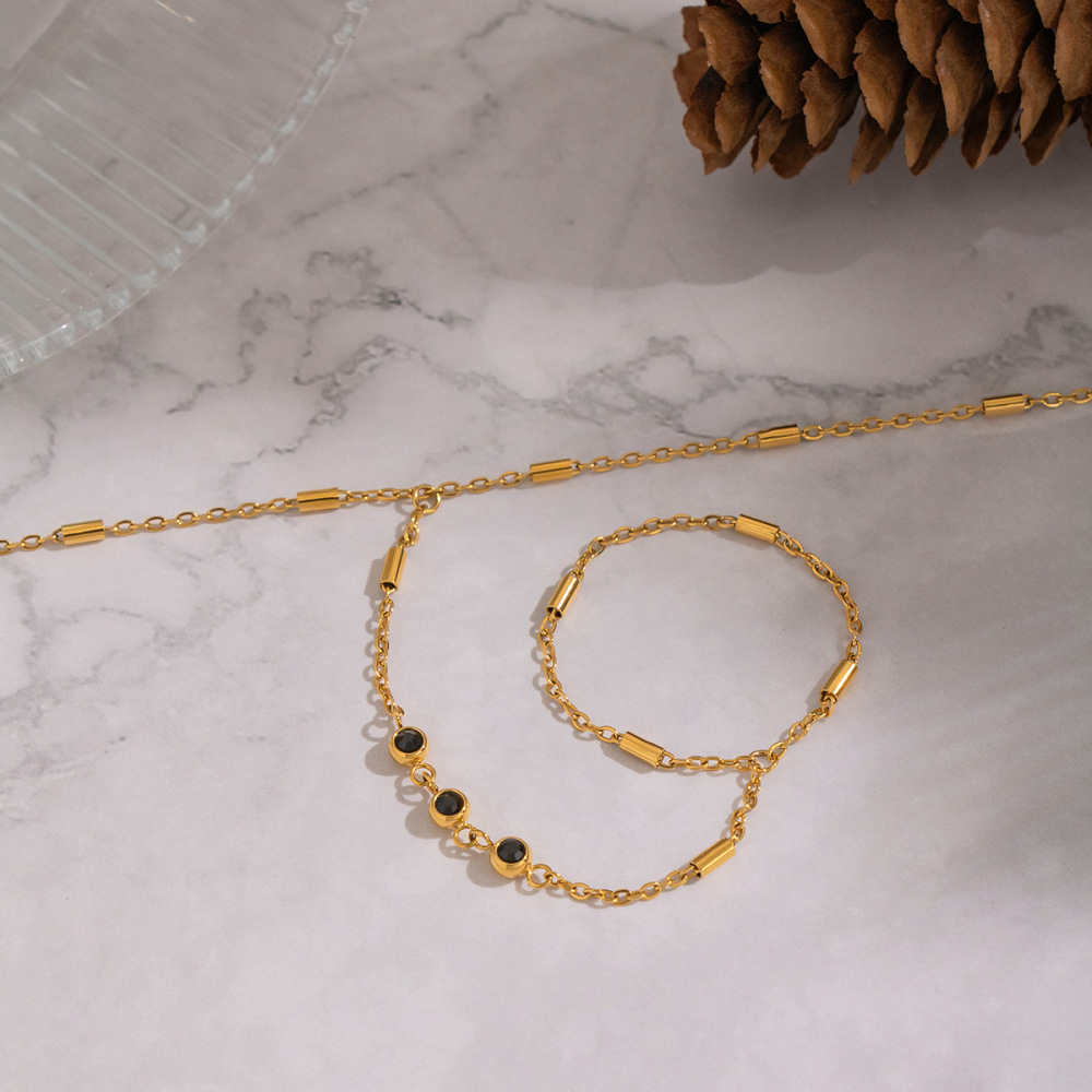 Chaîne Décontractée En Acier Inoxydable Étanche Couleur Or Avec Zircon Pour Femme Image4