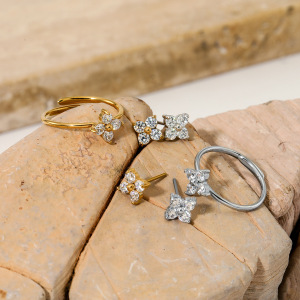 Boucles D'Oreilles Pour Femmes Sweet Flower En Acier Inoxydable Étanche Couleur Or Avec Zircon h5 Image3