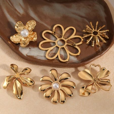 Broches romantiques rétro à fleurs en acier inoxydable étanche couleur or et perles 2