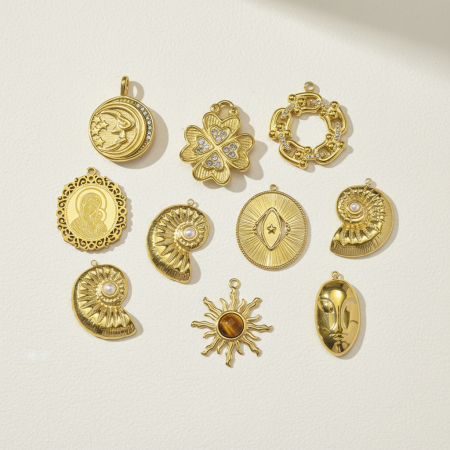 Pendentif Femme Luxueux En Acier Inoxydable, Zircon Et Motif Trèfle (1 Pièce)