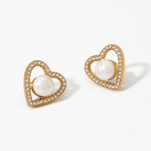 Boucles D'Oreilles Puces Pour Femme, En Acier Inoxydable, Couleur Or, Avec Perle Et Zircon, En Forme De Cœur Simple. Elles Sont Imperméables. h5 Image4