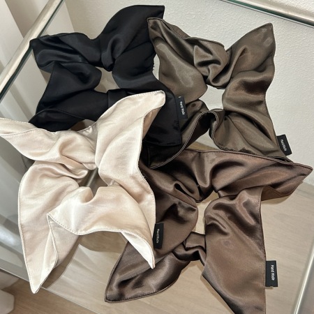 Chouchous pour femmes en tissu uni élégant de la collection romantique